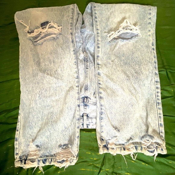 GARAGE Stonewashed High Waisted Jeans - Picture 4 of 4